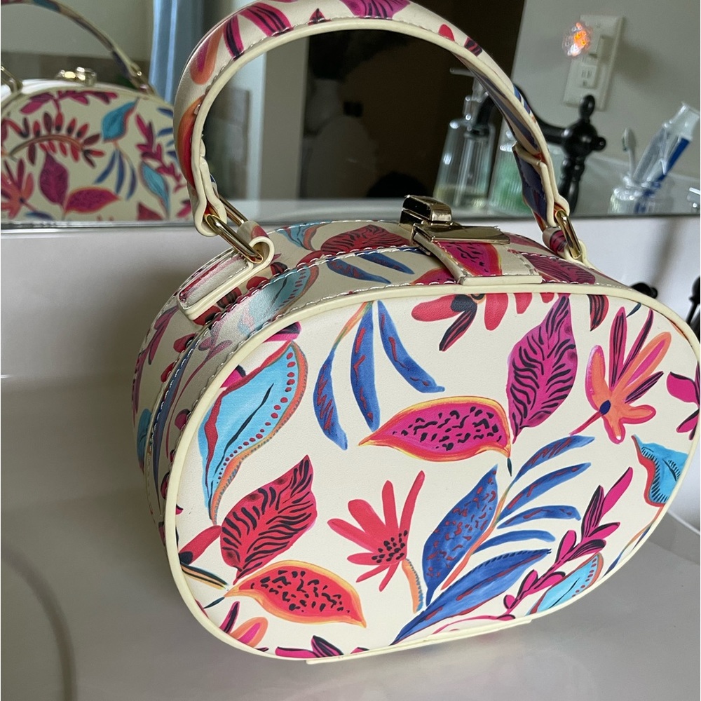 Perfect Vacation Clutch